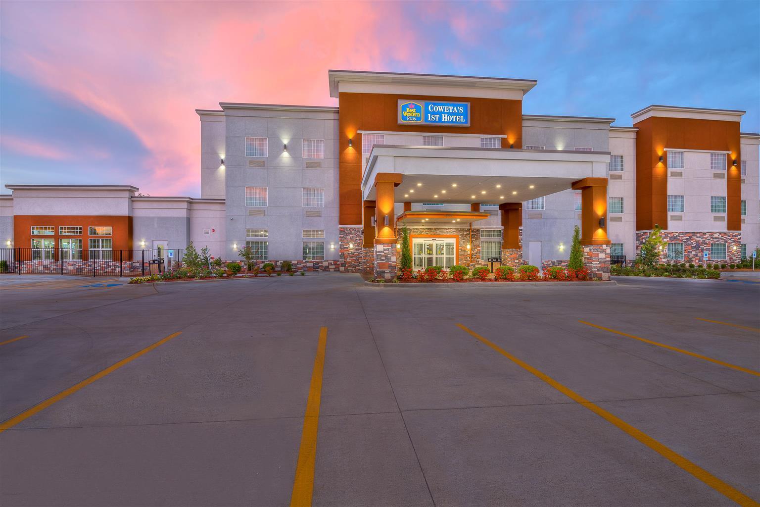 Best Western Plus Coweta'S 1St Hotel Exteriér fotografie